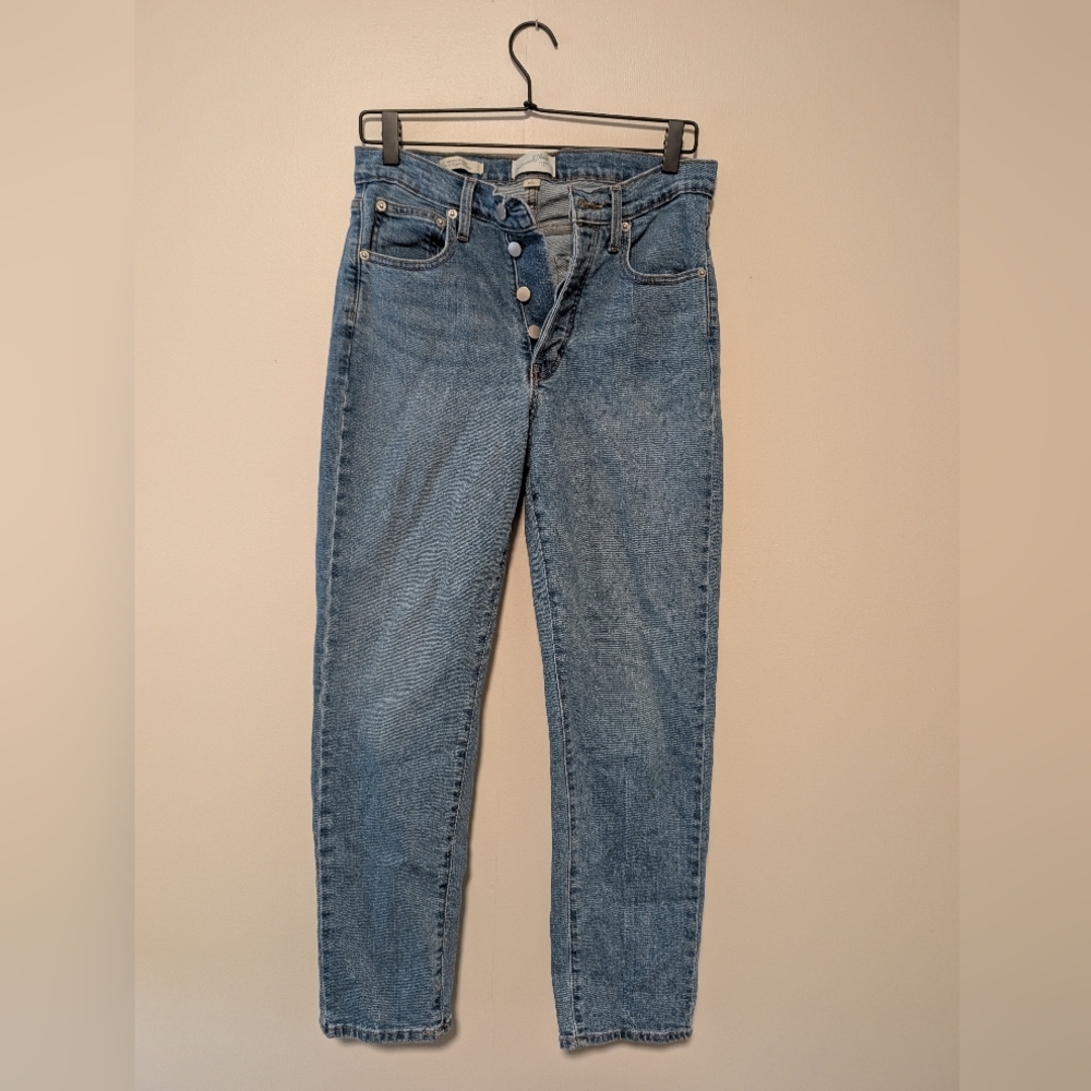 Universal Thread High Rise Blue Jeans